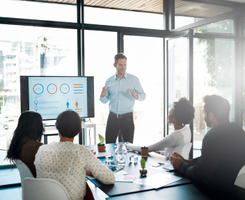 Knowledge Transfer in NHS Consultancy- How to Build Capability That Lasts