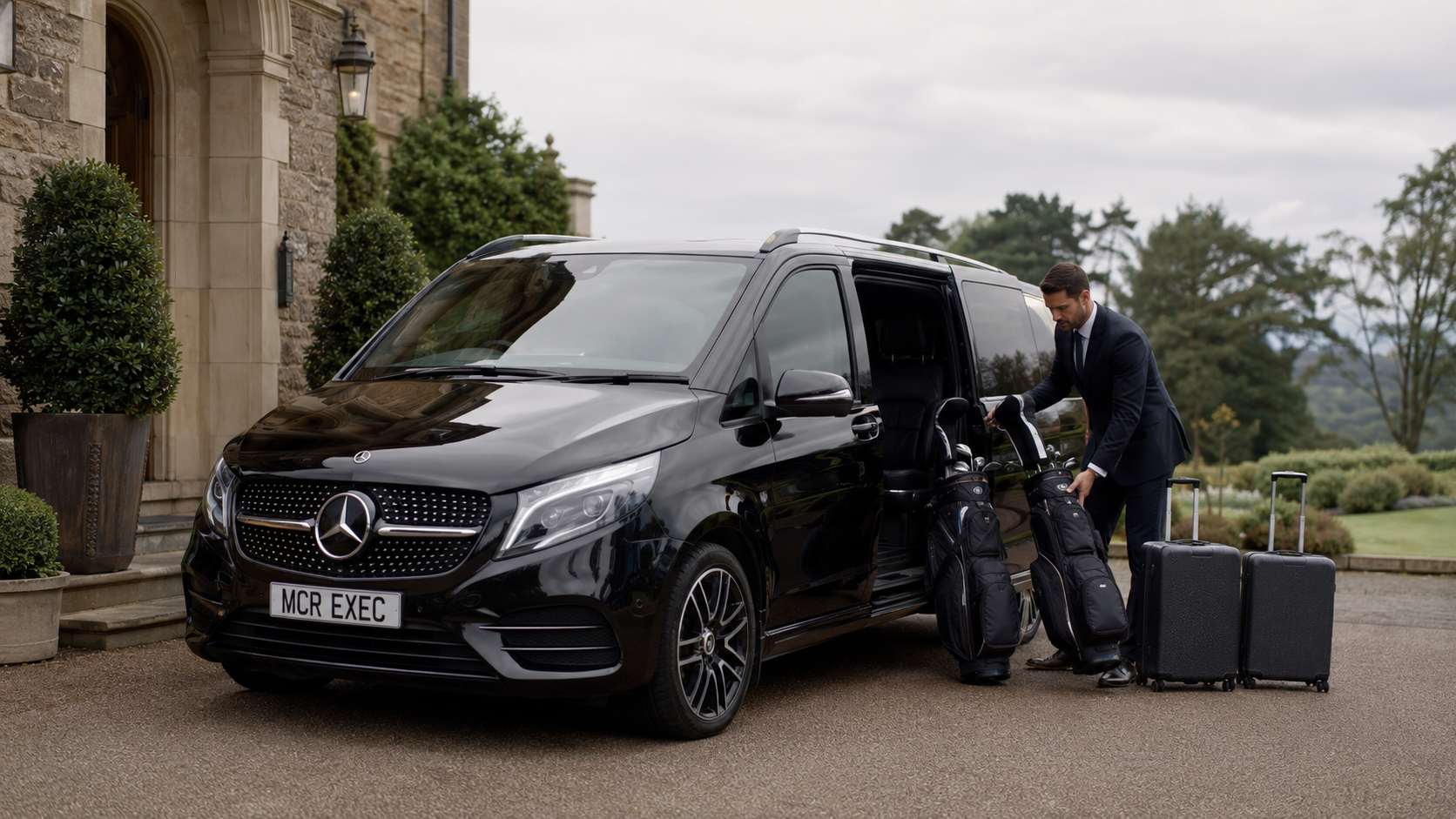 Private chauffeur golf tour transport from Manchester with Mercedes V-Class, golf bags and luggage