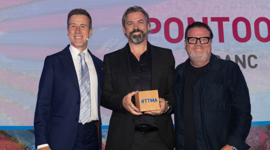 Pontoon Award Win Photograph