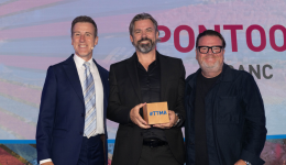 Pontoon Award Win Photograph